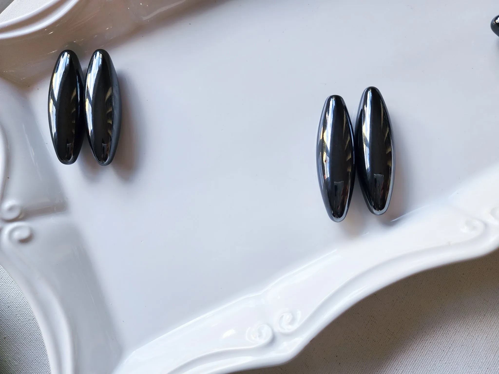 Hematite Zingers || Pair
